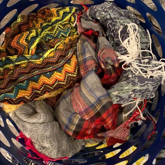Scarf Wrap Bundle (38)